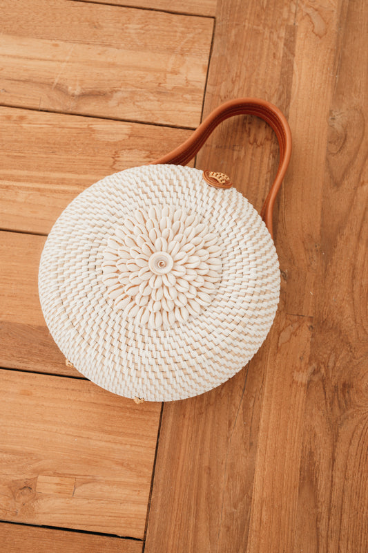 Uluwatu Shell Rattan Bag